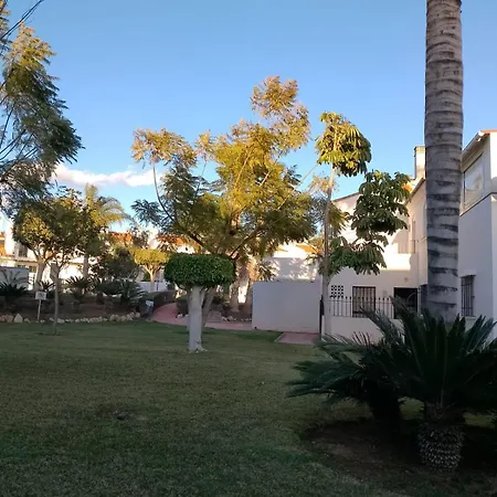 Adosado Con Piscina Apartment Caleta De Velez