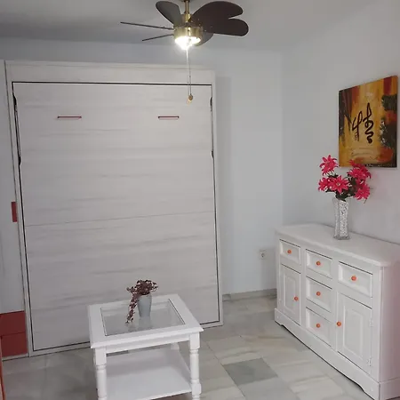 Apartment Adosado Con Piscina Caleta De Velez
